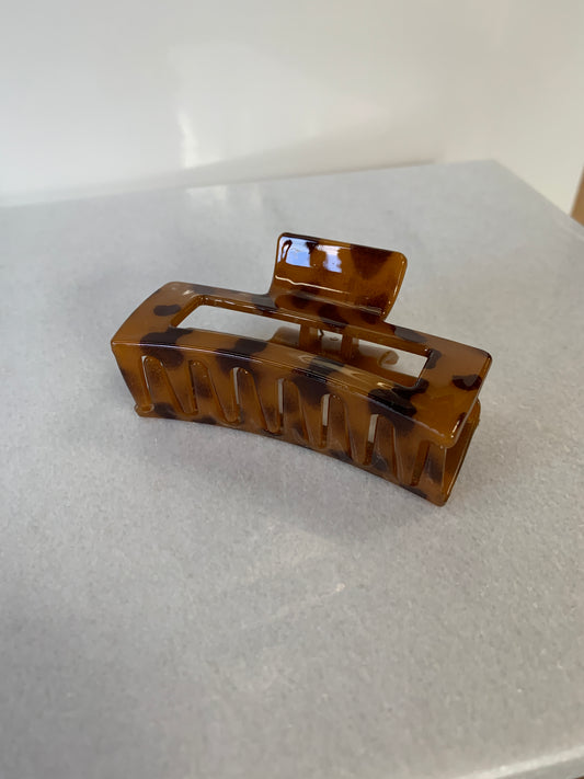 Dark Tortoise Claw Clip small
