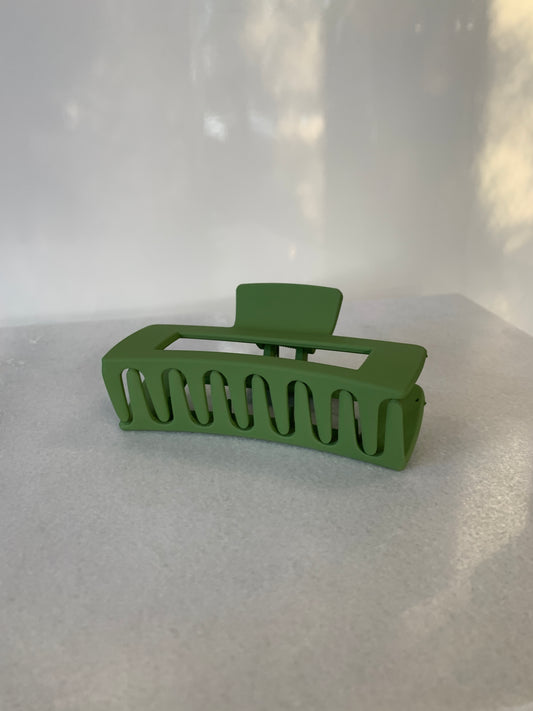 Leafy Green Claw Clip large